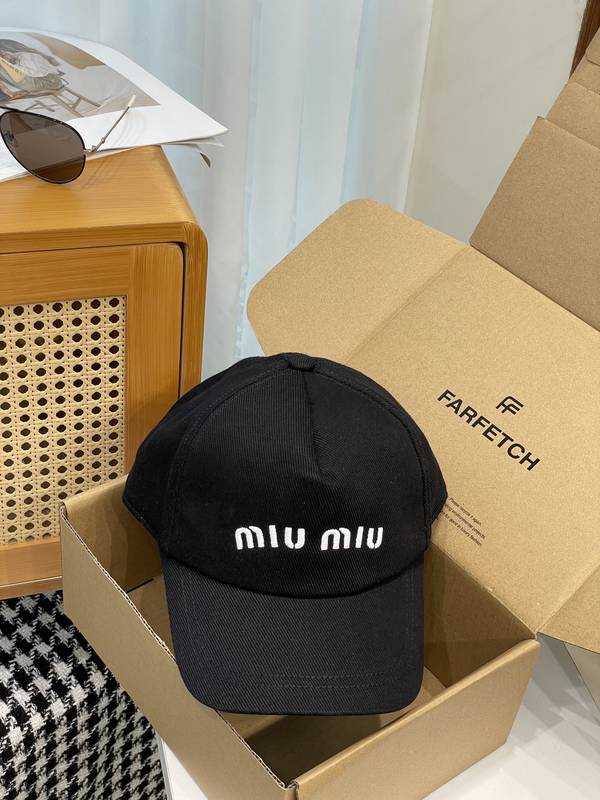 Miu Miu Hat MUH00199